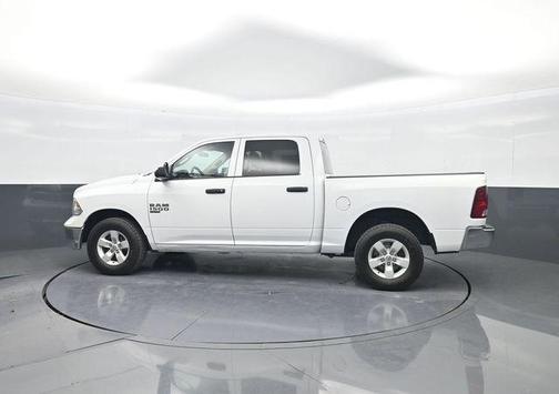 Bright White Clearcoat 2022 RAM 1500 Classic Tradesman