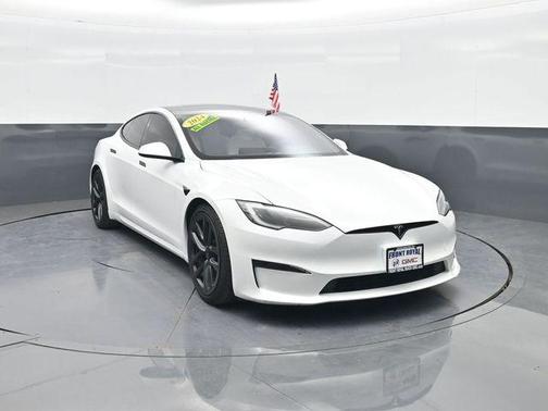 Pearl White Multi 2024 Tesla Model S Base