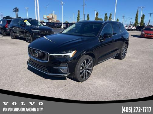 2023 Volvo XC60 B5 Ultimate Bright Theme