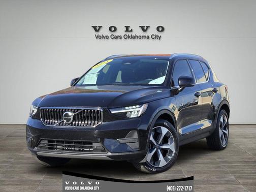 2024 Volvo XC40 B5 Core