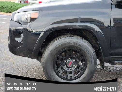 2021 Toyota 4Runner Venture