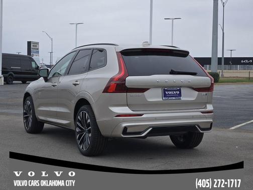 2026 Volvo XC60 B5 Ultra