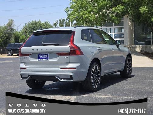 Gray Metallic 2026 Volvo XC60 B5 Ultra