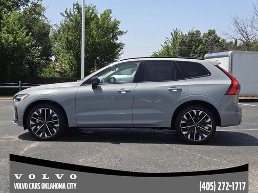Gray Metallic 2026 Volvo XC60 B5 Ultra