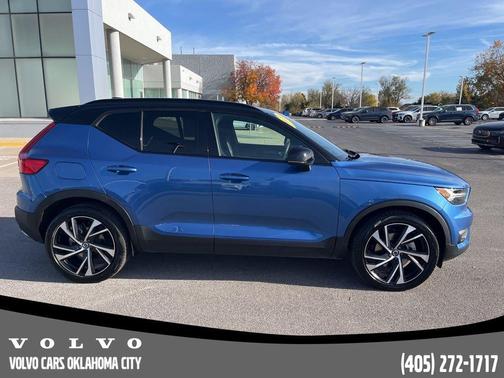 2020 Volvo XC40 T5 R-Design