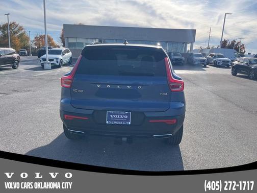 2020 Volvo XC40 T5 R-Design