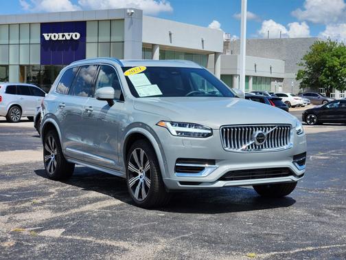2024 Volvo XC90 Recharge Plug-In Hybrid T8 Ultimate Bright 7-Seater