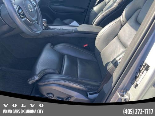 2022 Volvo XC90 T6 Inscription 6 Passenger