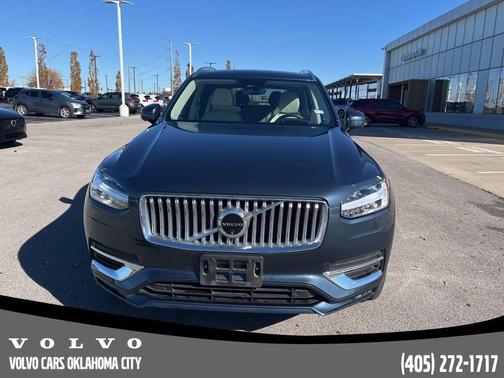 2024 Volvo XC90 B6 Ultimate Bright Theme 7-Seater