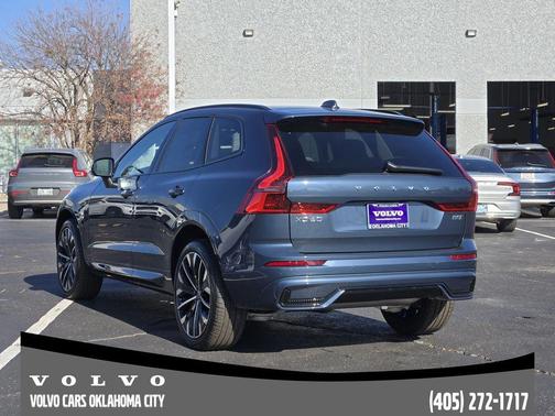 2026 Volvo XC60 B5 Ultra