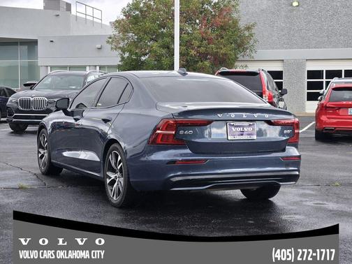 2023 Volvo S60 B5 Core Dark Theme