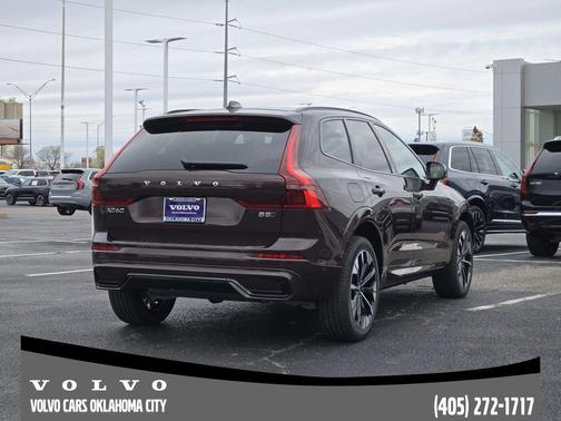 2026 Volvo XC60 B5 Plus