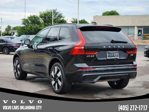 2025 Volvo XC60 Plug-In Hybrid T8 Plus