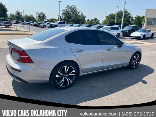 Silver 2024 Volvo S60 B5 Plus Dark Theme
