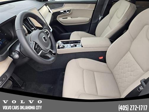 2025 Volvo XC90 Plug-In Hybrid T8 Plus 7-Seater