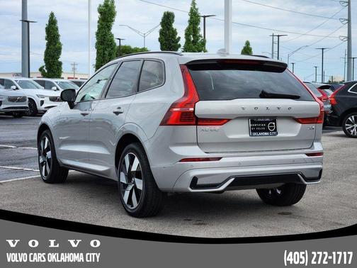 2025 Volvo XC60 Plug-In Hybrid T8 Plus