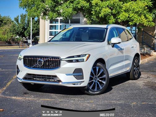 2023 Volvo XC60 B5 Plus Bright Theme