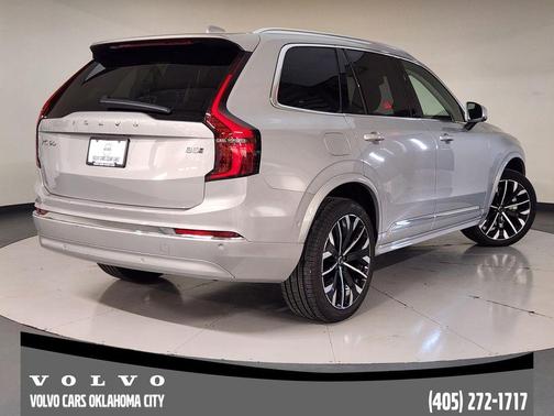 2025 Volvo XC90 B5 Plus