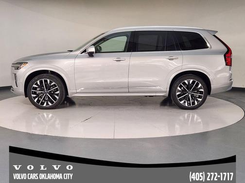 2025 Volvo XC90 B5 Plus