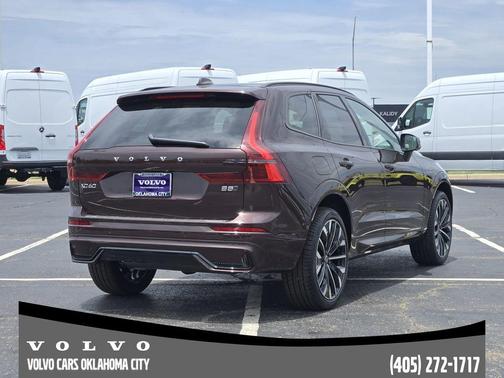 Mulberry Metallic 2026 Volvo XC60 B5 Ultra