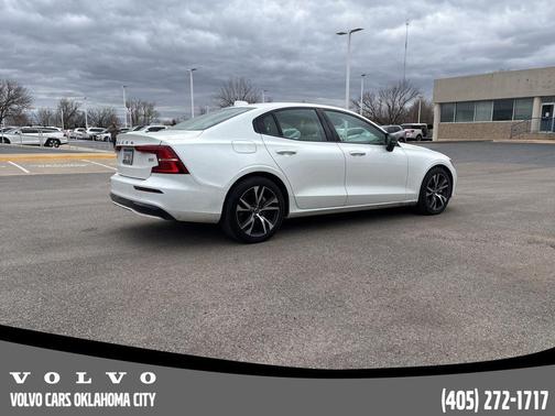 2025 Volvo S60 B5 Core