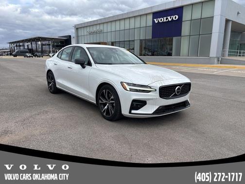 2025 Volvo S60 B5 Core