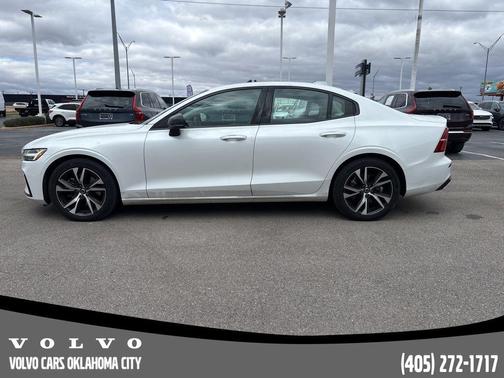 2025 Volvo S60 B5 Core