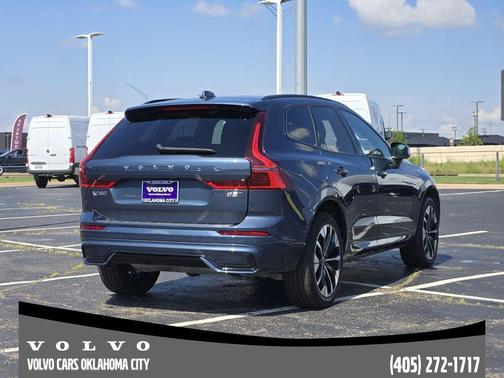 Denim Blue Metallic 2026 Volvo XC60 B5 Plus