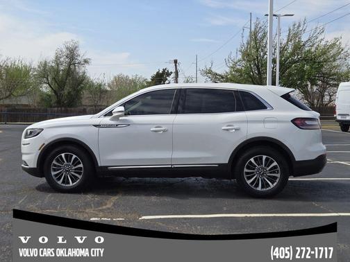 2022 Lincoln Nautilus Standard