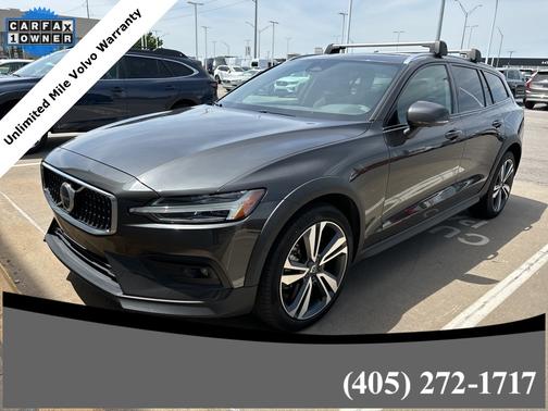 2023 Volvo V60 Cross Country B5 AWD Plus