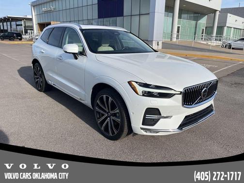 2023 Volvo XC60 B5 Ultimate Bright Theme