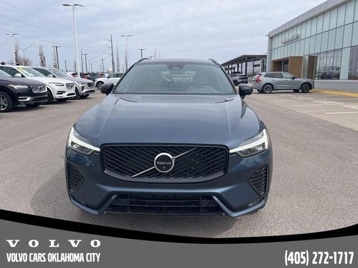 2026 Volvo XC60 B5 Plus