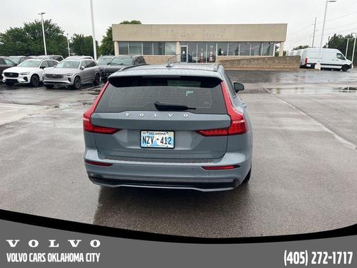 Thunder Gray Metallic 2023 Volvo V60 Recharge Plug-In Hybrid T8 Polestar Engineered