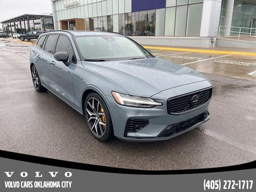 Thunder Gray Metallic 2023 Volvo V60 Recharge Plug-In Hybrid T8 Polestar Engineered