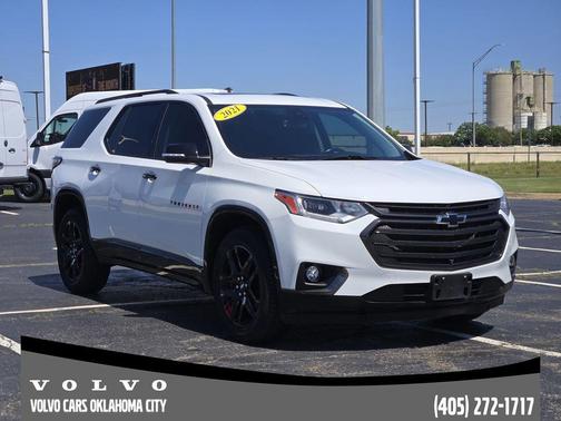 Summit White 2021 Chevrolet Traverse Premier