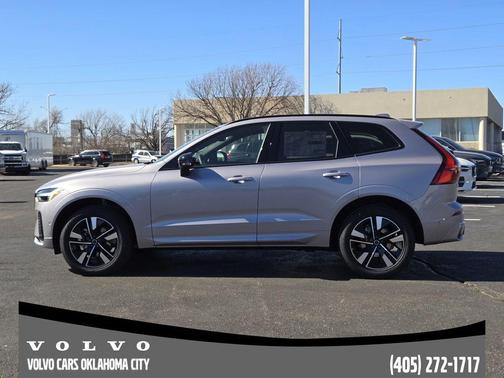 2026 Volvo XC60 B5 Plus