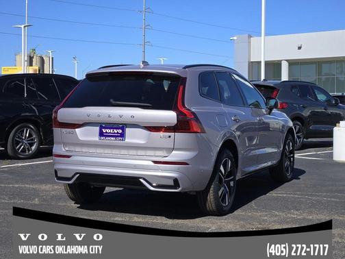 2026 Volvo XC60 B5 Plus