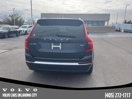 2023 Volvo XC90 B6 Ultimate 7-Seater
