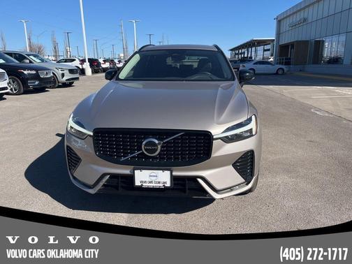 2025 Volvo XC60 B5 Core