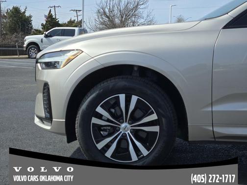 2025 Volvo XC60 B5 Core