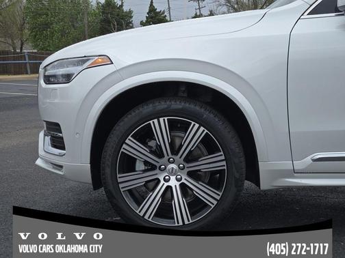 Crystal White Metallic 2023 Volvo XC90 B6 Ultimate 7-Seater