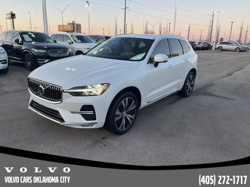 2023 Volvo XC60 B5 Ultimate Bright Theme