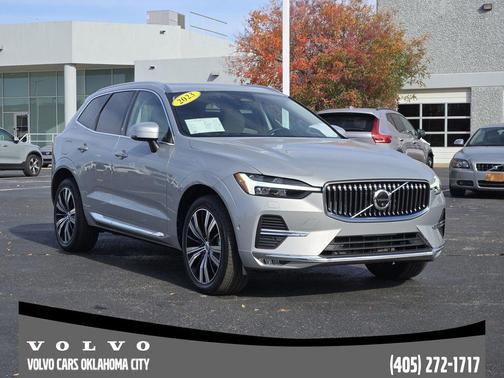 2023 Volvo XC60 B5 Plus Bright Theme