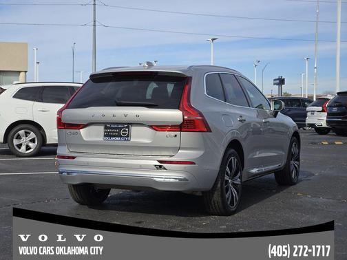 2023 Volvo XC60 B5 Plus Bright Theme