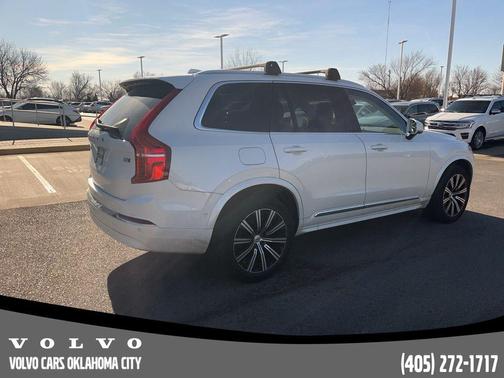 2023 Volvo XC90 B5 Plus