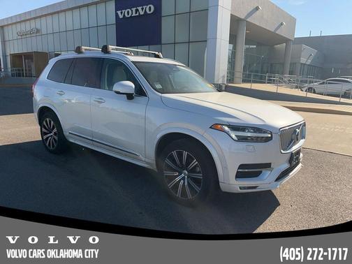 2023 Volvo XC90 B5 Plus