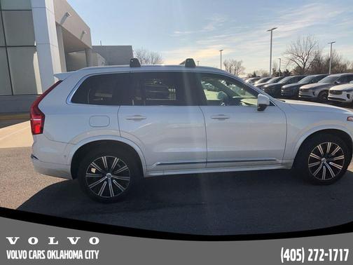 2023 Volvo XC90 B5 Plus