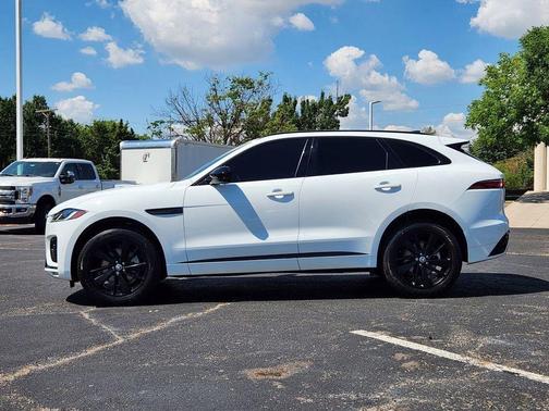2024 Jaguar F-PACE P250 R-Dynamic S
