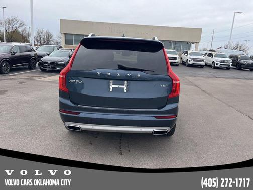 2019 Volvo XC90 T6 Momentum
