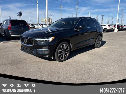 2022 Volvo XC60 B5 Momentum